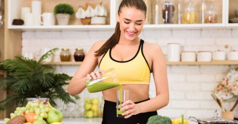 "Indítsd a tavaszt bomba formában! Gyakorlati tavaszi detox tippek, étrend javaslatok és a hidratálás titkai egy helyen. Töltsd fel vitaminraktáraidat most!"